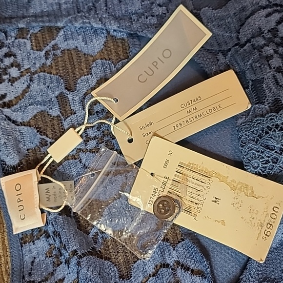 Cupio Lace Overlay Tunic NWT - Picture 9 of 13